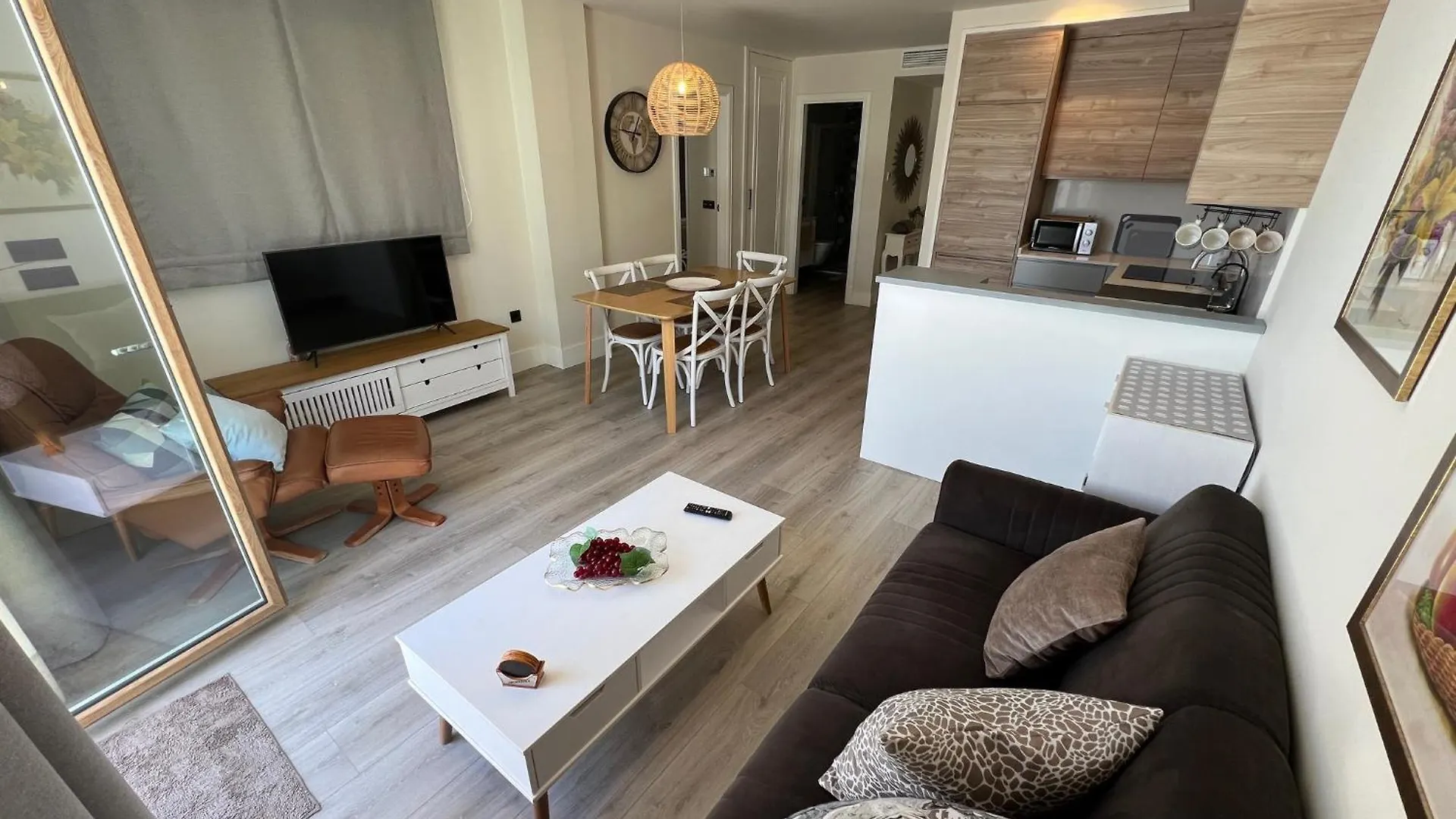 Pensionat La Puerta De Nerja Boutique - Adults Recommended Hotell
